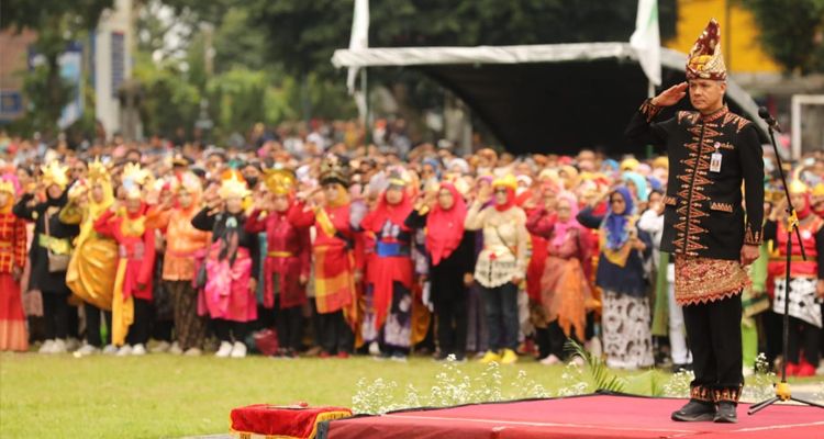 Gubernur Jawa Tengah Ganjar Pranowo di peringatan Hari Sumpah Pemuda, Jumat 29 Oktober 2022.