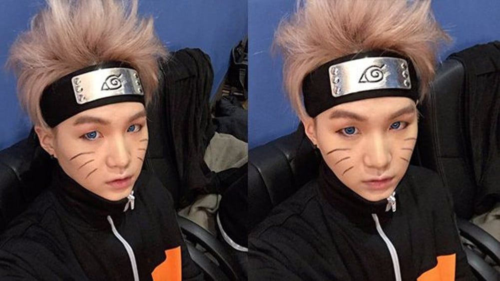 Suga BTS tampil menghibur untuk pesta Halloween dengan kostum Naruto.* 