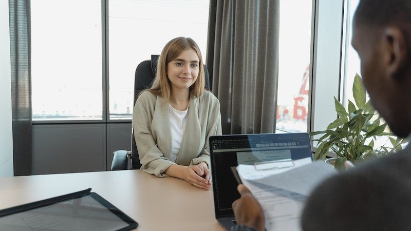 Cara memperkenalkan diri saat interview