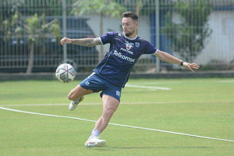 Piala AFF Bergulir Bulan Desember, Marc Klok Berharap Kompetisi BRI Liga 1 Kembali Digelar