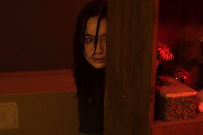 Tatjana Saphira Tampil Totalitas dalam Debut Film Horor ‘Perempuan Bergaun Merah’