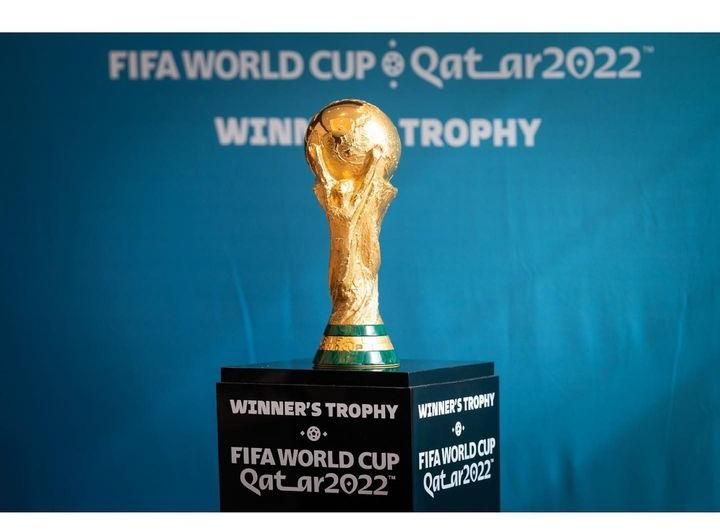 Tampilan trophy Piala Dunia 2022 