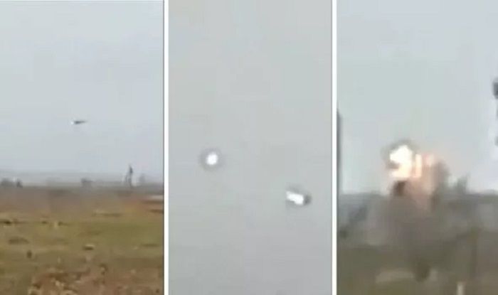 Sebuah pesawat tempur Rusia ditembak jatuh di dekat Bakhmut oleh tentara Ukraina.*  