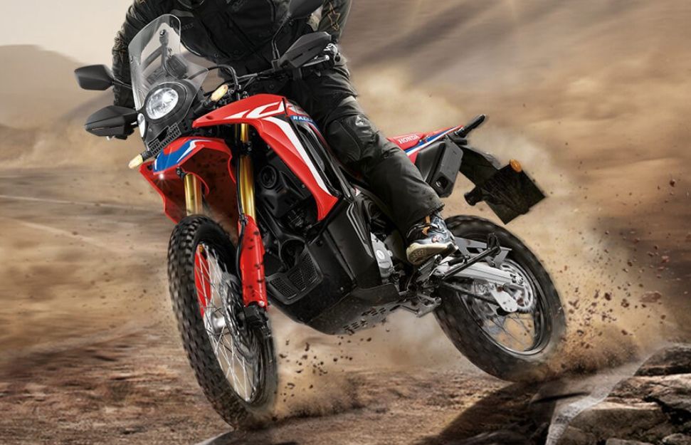 GILA CUYY! Honda Luncurkan Motor Trail Bermesin 300 CC, Cek Detailnya