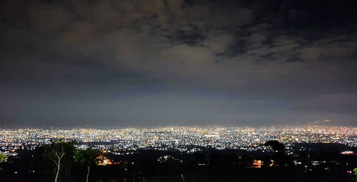 Nuansa City Light! Cafe Hits Bandung yang Wajib Kamu Kunjungi, Auto Nongkrong Makin Seru