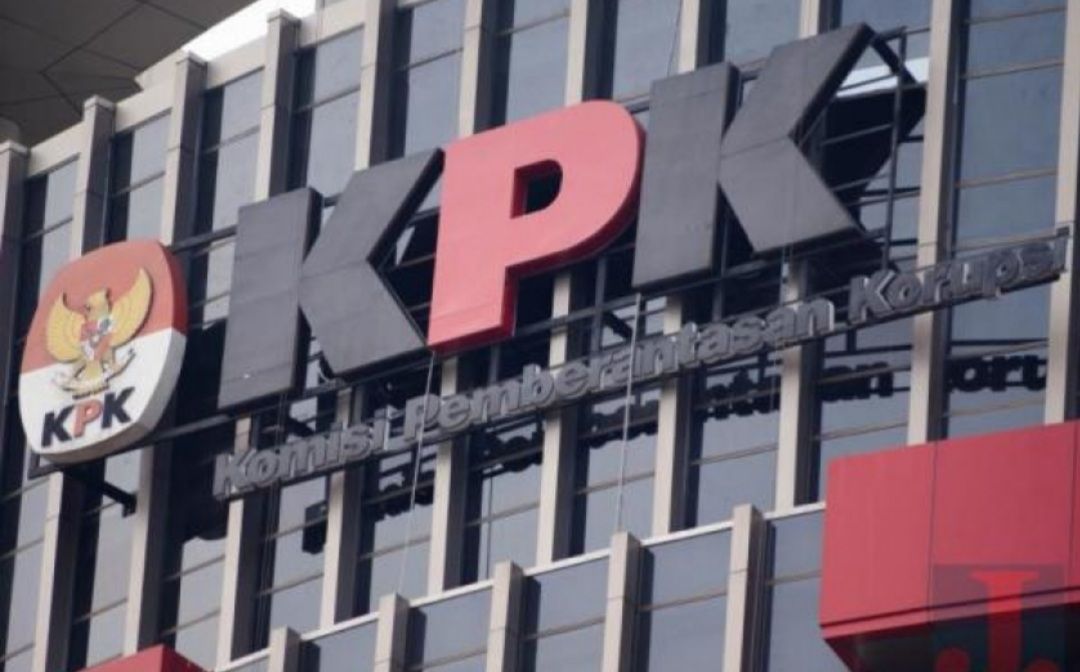 KPK tahan Ketua Harian DPD PAN Subang jadi tersangka kasus suap Dana Perimbangan APBN.