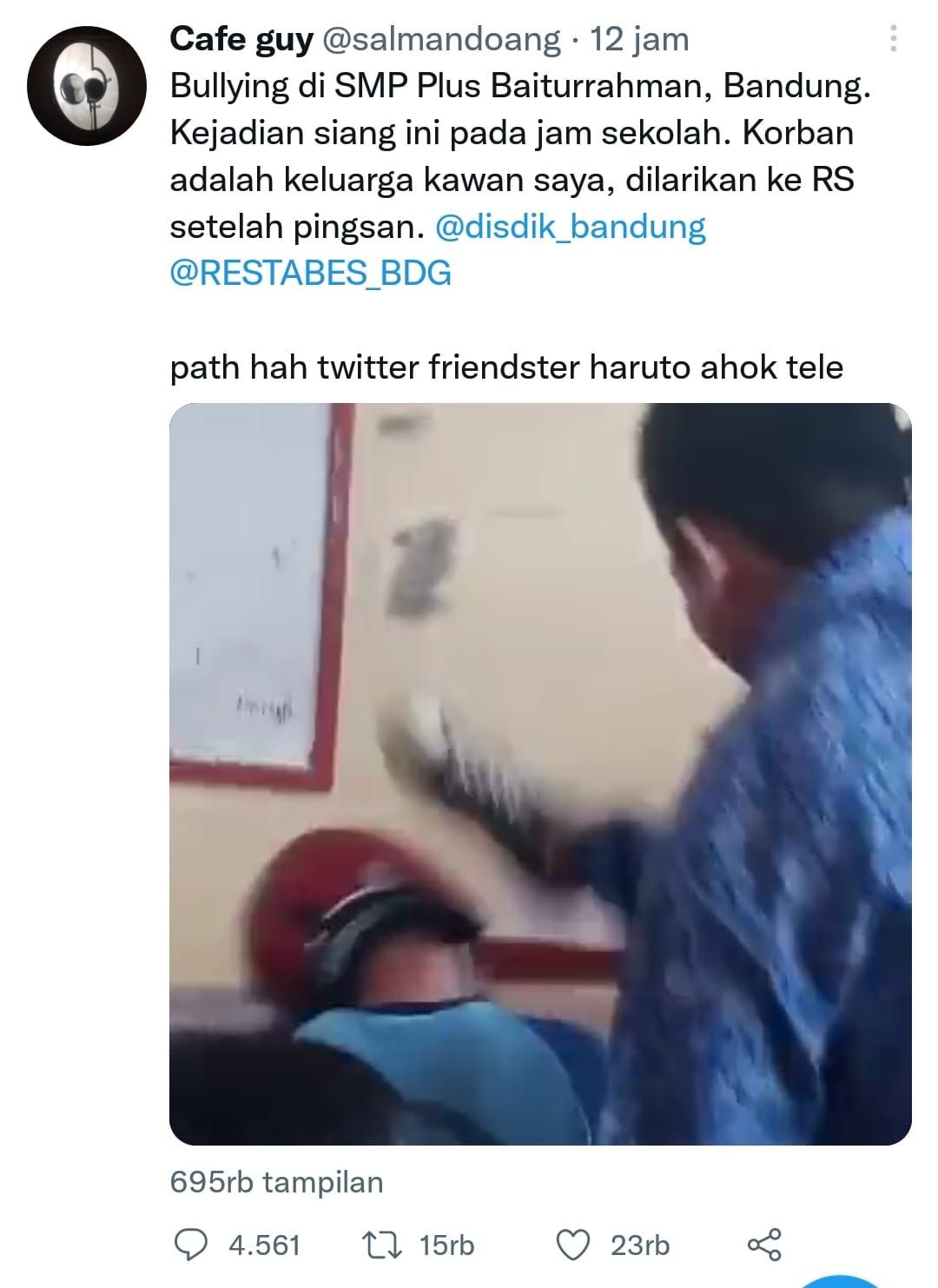 viral video bullying di Twitter.