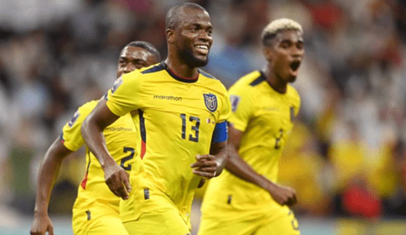 Ekuador Enner Valencia melakukan selebrasi usai mencetak gol, Ekuador menang 0-2 atas tuan rumah Qatar di laga pembuka Piala Dunia 2022. 