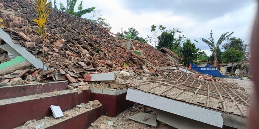 Gempa Bumi Cianjur Banyak Memakan Korban Jiwa, Netizen: Kenceng Banget Asli
