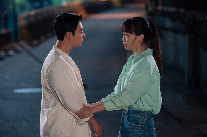 Kim Dong Wook dan Jin Ki Joo Dikonfirmasi Bintangi Drama Tentang Perjalanan Waktu ‘Met You By Chance’