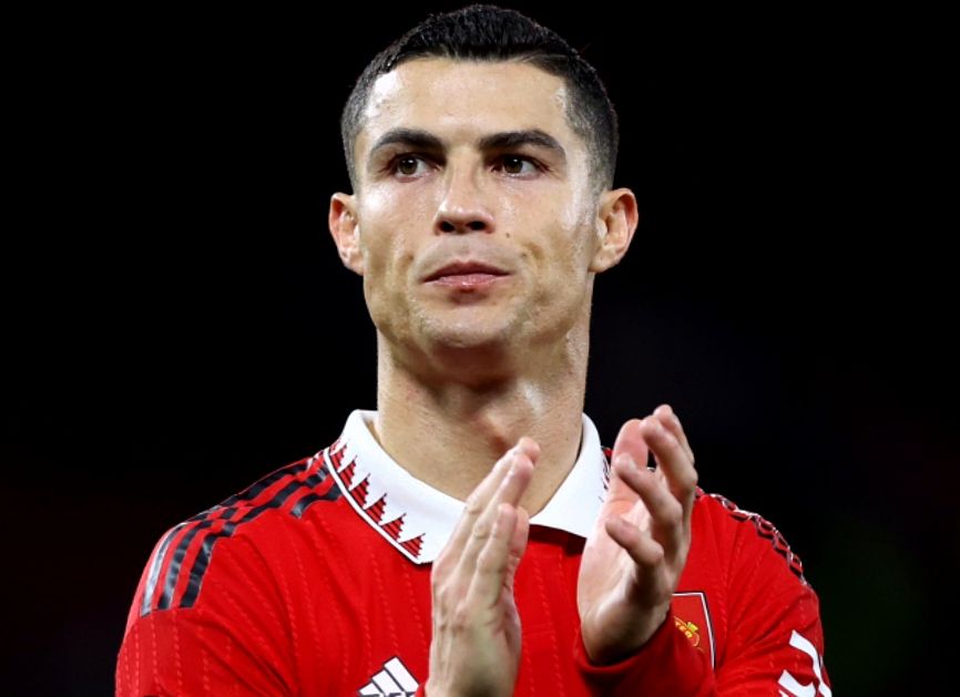 Cristiano Ronaldo resmi mengumumkan bahwa dirinya akan pensiun dari sepakbola dengan satu syarat ini.