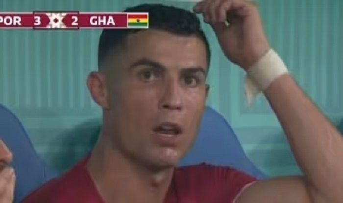 Cristiano Ronaldo tidak terkesan dengan selebrasi gol kedua Ghana yang dicetak Osman Bukari.*  