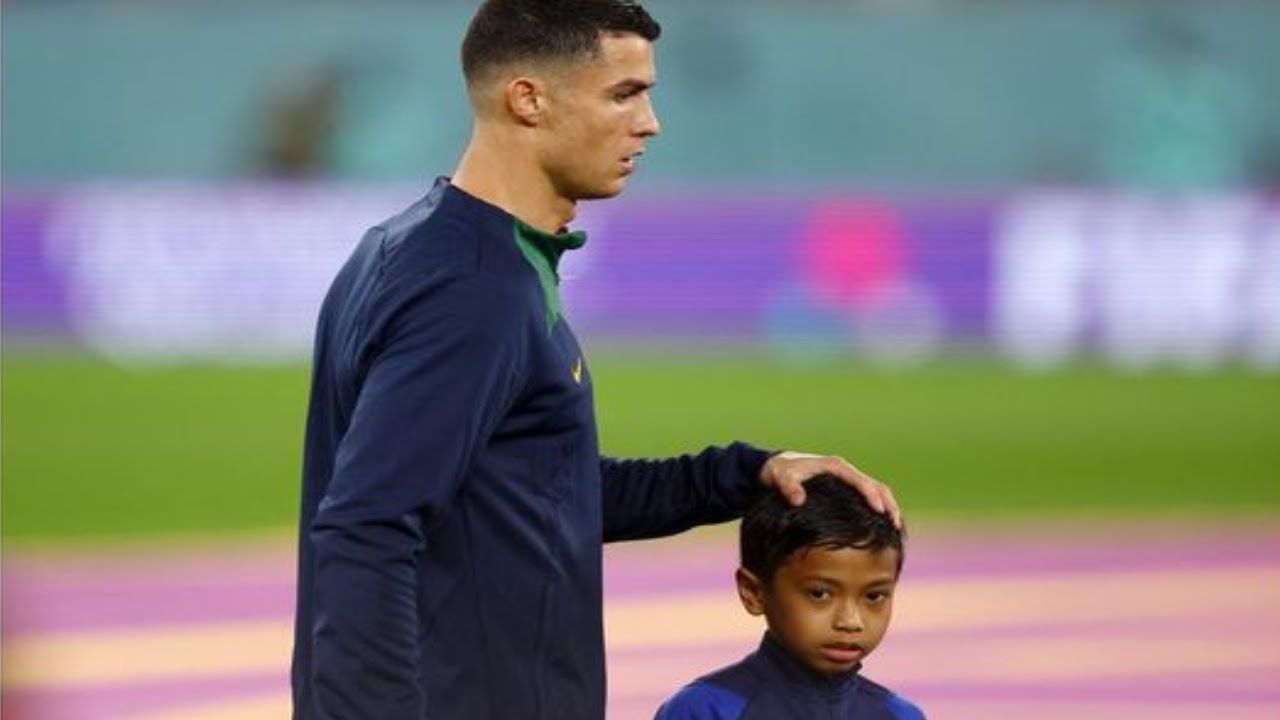 Viral! Inilah Profil Bocah Indonesia yang Dampingi Cristiano Ronaldo di Piala Dunia Qatar 2022