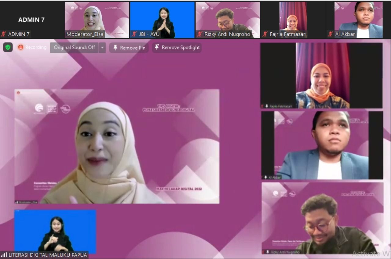Kegiatan webinar literasi digital untuk komunitas di wilayah Maluku, Papua, dan sekitarnya telah diselenggarakan pada hari Jumat, 25 November 2022, pukul 13.00 - 15.00 WIT dengan tema “Tips Digital: Pemasaran di Dunia Digital”.