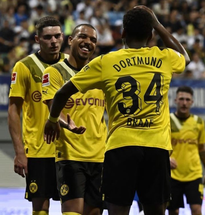 Borussia Dortmund diprediksi Sports Mole akan menang 2-1 lawan -Mainz 05.