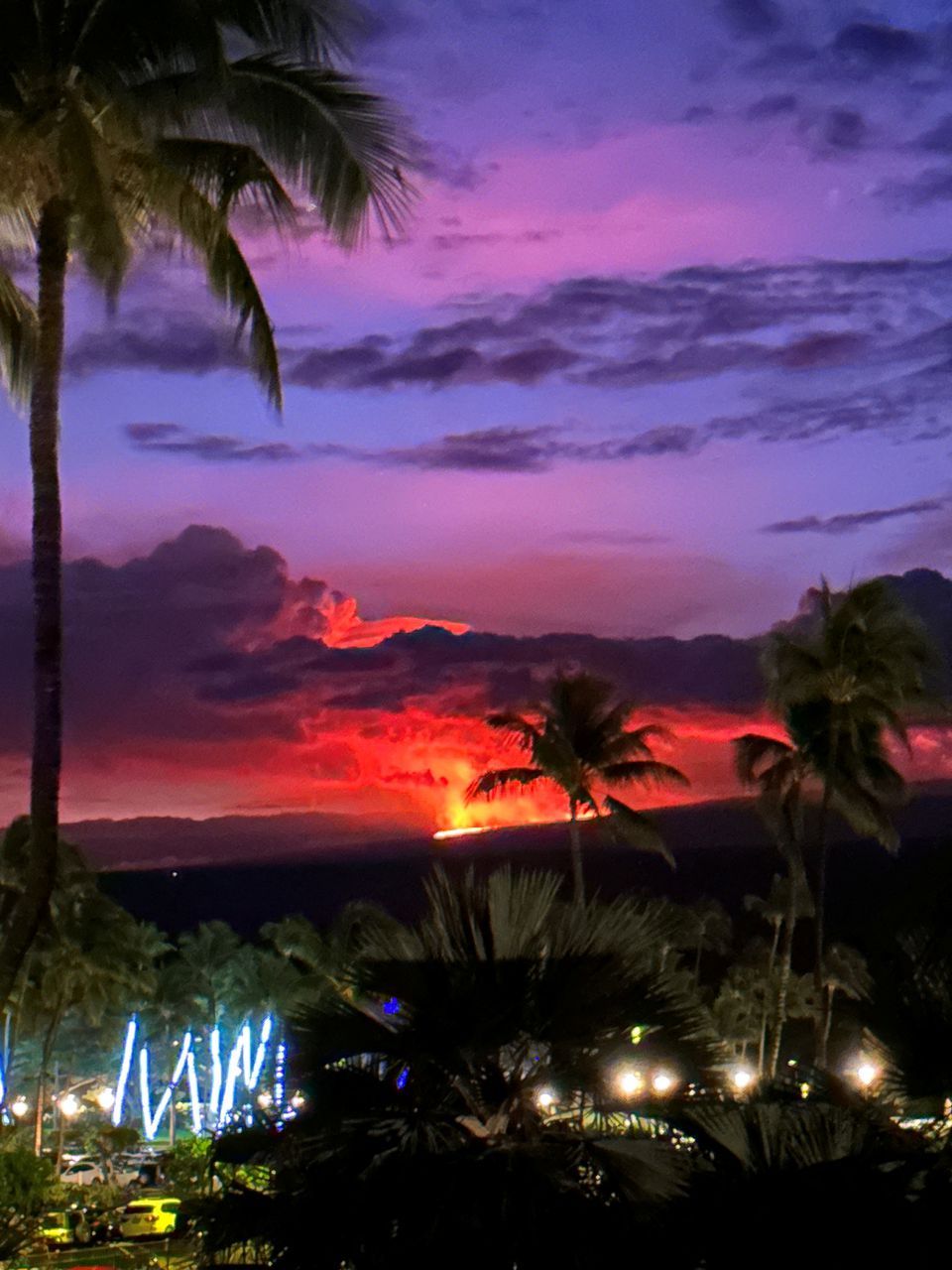 Penampakan langit Hawaii usai gunung Mauna Loa meletus