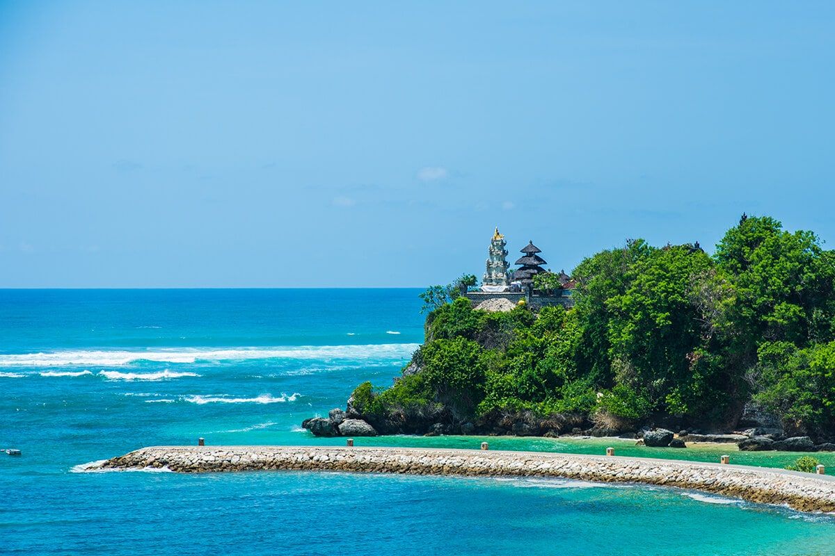 Pantai di Bali masih menjadi sajian utama para wisatwan. / doc. Indonesia.travel