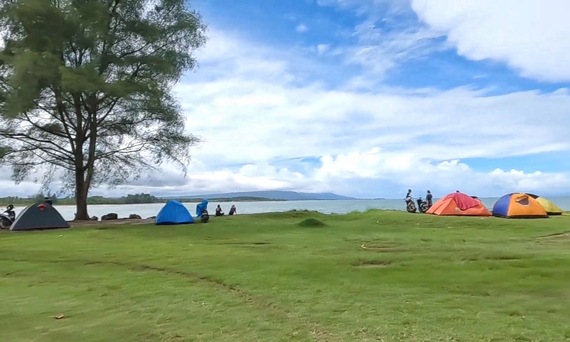 Panorama Indah di Pantai Bugel Camara di Pandeglang Banten/Tangkapan Layar/YouTube Ngabring Family Adv