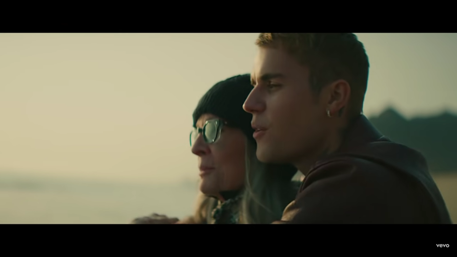 Simak lirik lagu Ghost yang viral di TikTok milik Justin Bieber
