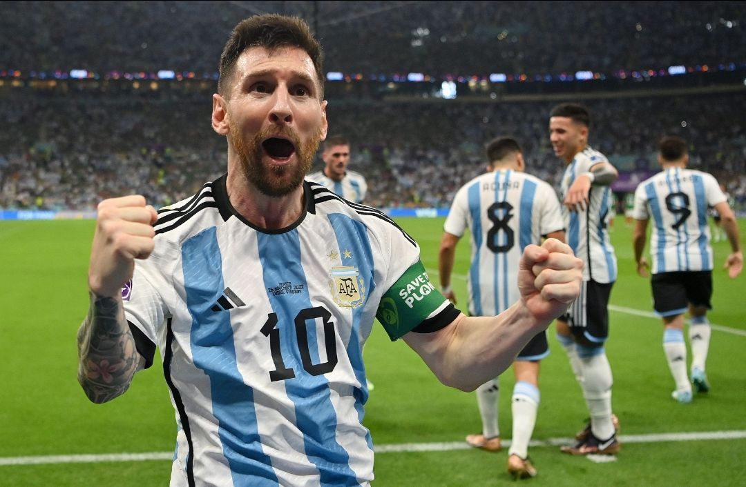 Ilustrasi Lionel Messi. Timnas Argentina, Jadwal perempat final Piala Dunia 2022, Brasil, Kroasia, Belanda dan Argentina berjudul menuju Semifinal.