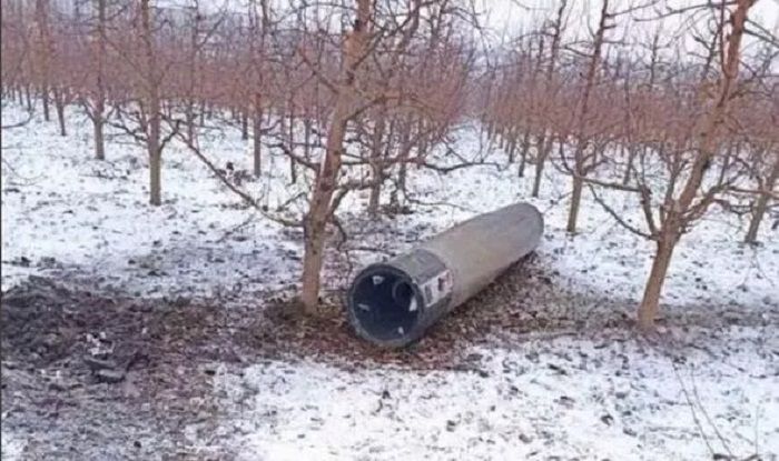 Horor saat roket buatan Rusia mendarat di negara Moldova beberapa jam setelah pasukan Vladimir Putin memulai serangan.*  