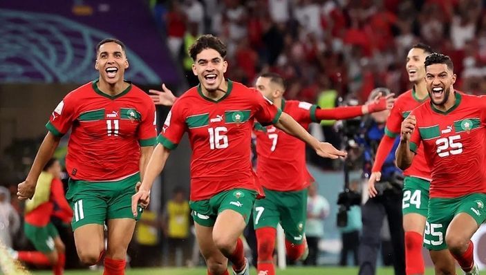 Timnas Maroko di Piala Dunia 2022, merebut percatan pecando sepan bola Dunia. /Instagram @equipedumaroc