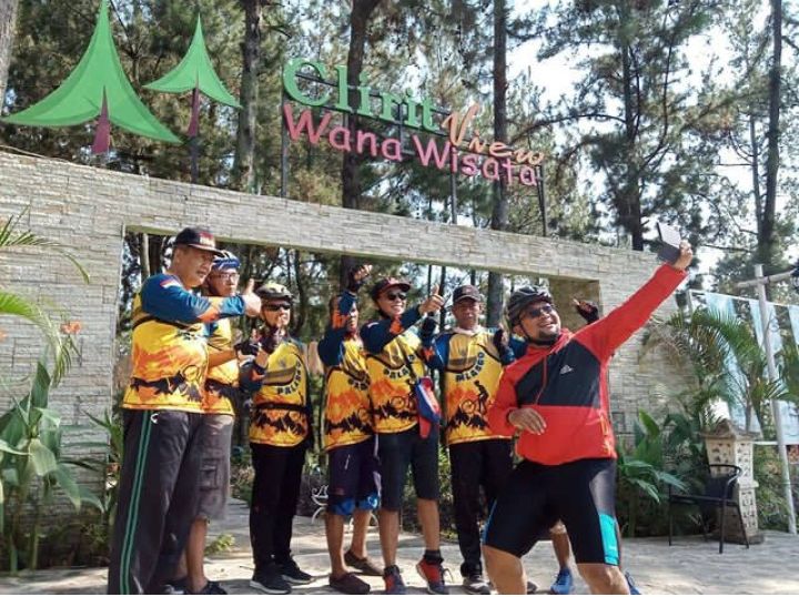 Miliki Spot Foto Menarik! Destinasi Wisata Clirit View di Tegal Jateng, Cek Harga Tiket Maret 2023