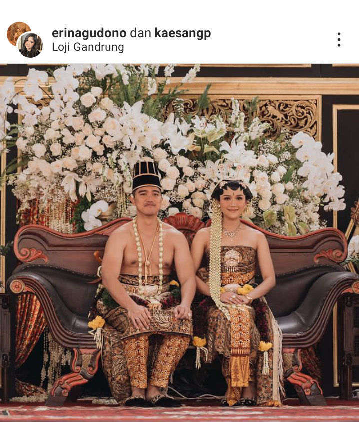 Menikmati hari-hari pertama pengantin baru, Kaesang Pangarep putra bungsu Presiden Jokowi mengakui kini harus bolak-balik keramas .
