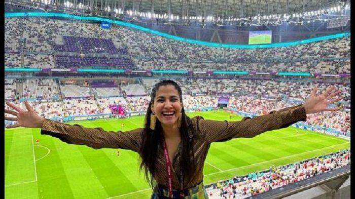 Shreya Dhanwanthary punya pengalaman tak terlupakan menonton langsung pertandingan sepak bola Piala Dunia Qatar 2022.*  