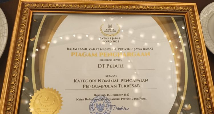 DT Peduli borong penghargaan BAZNAS Jabar Award 2022.
