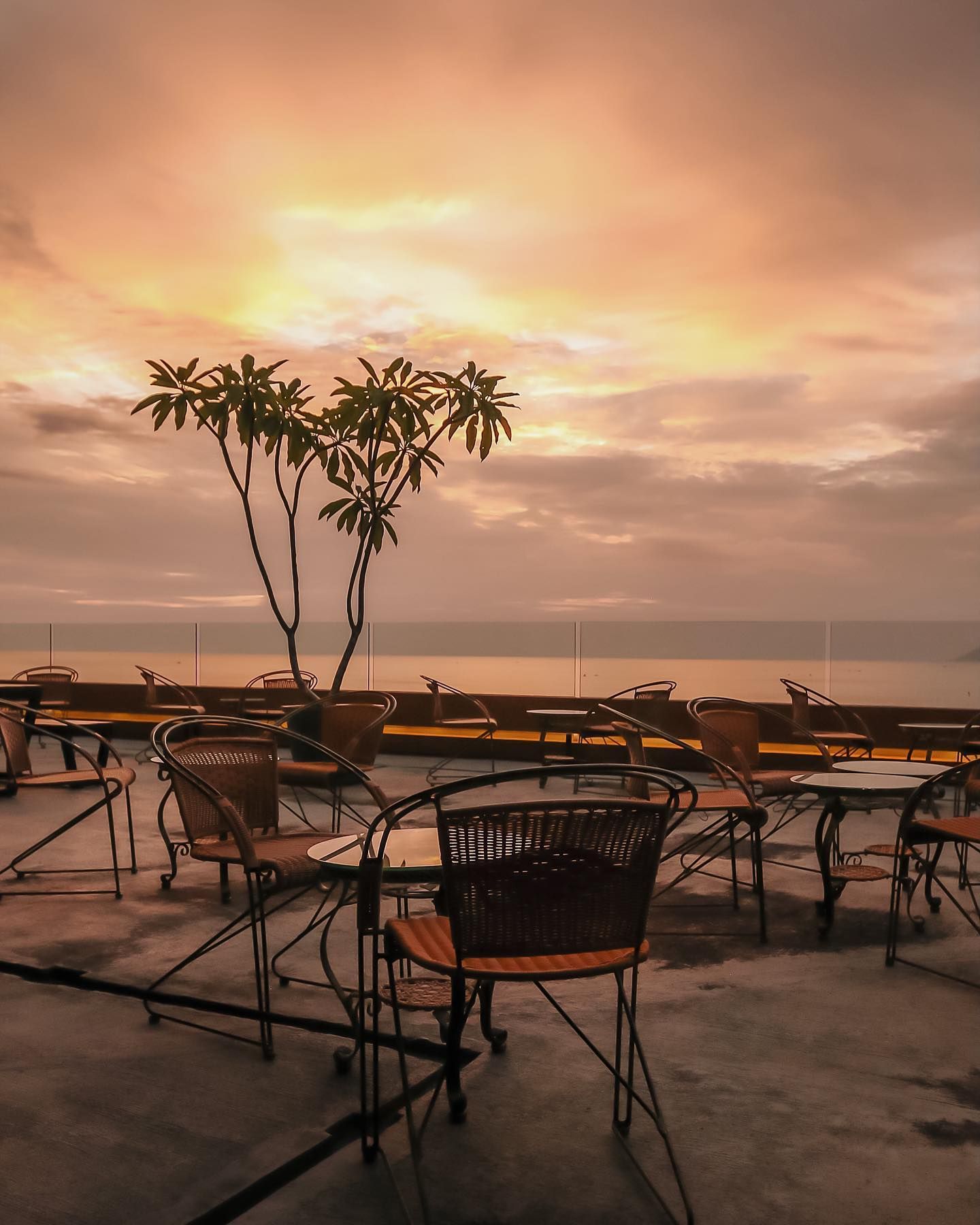 Cafe Banjar Hits Banget! Momen Bukber Bareng Bestie Jadi Makin Seru, Yuk Kepoin Tempatnya di Sini