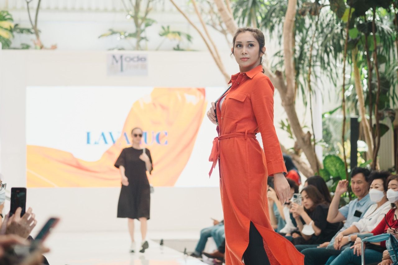 Sambut 2023, Rumah Mode Bandung Usung Fashion Show Koleksi Lavaluc dan MAETALA, ini Dia Koleksinya