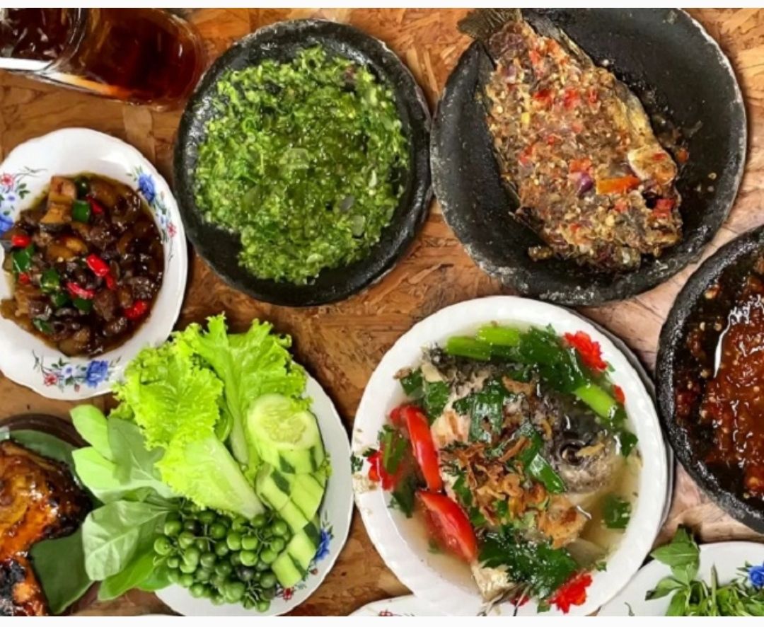 12 Rekomendasi Kuliner Indonesia yang Paling Lezat, Enak dan Sering Dicari