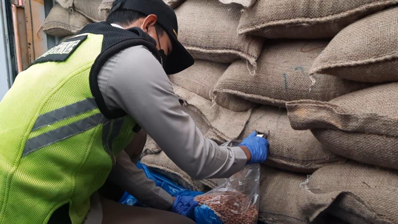 Agar Tidak Panic Buying, Polri Pastikan Stok Pangan Aman sampai Lebaran 