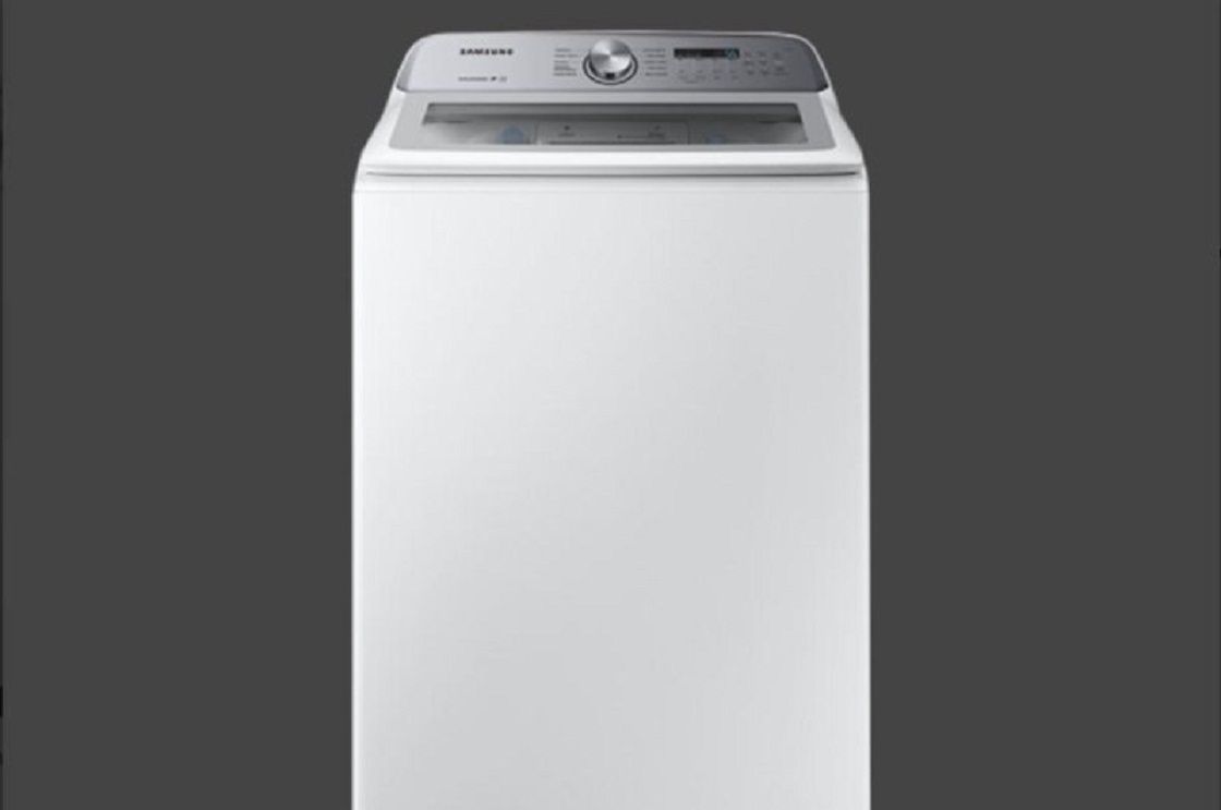 Mesin cuci Samsung WA49B yang ditarik kembali./  