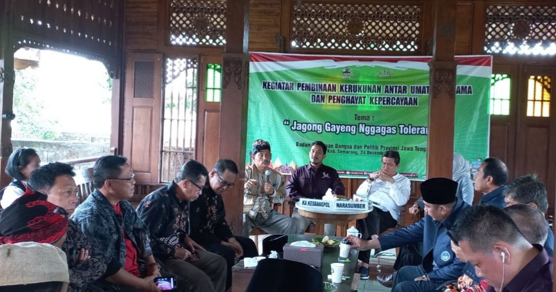 Acara “Njagong Gayeng Nggagas Toleransi” yang dihelat Badan Kesbangpol Provinsi Jawa Tengah di Kafe Penggaron, Ungaran, Sabtu 24 Desember 2022