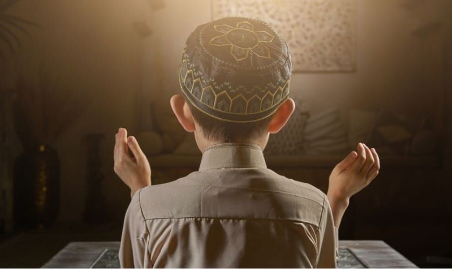 Niat Sholat Tahajud di Bulan Ramadhan Berikut Tata Cara dan Doa Setelahnya.