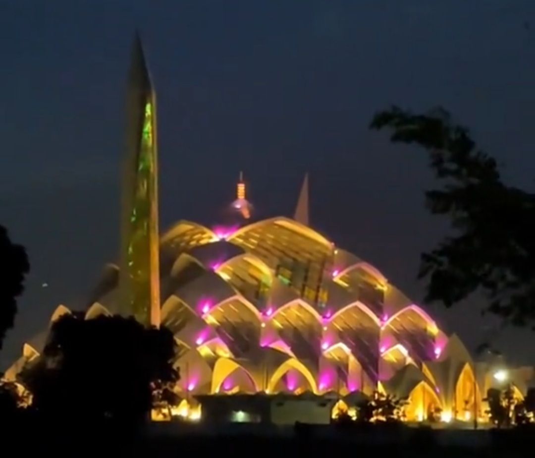 Ridwan Kamil Resmikan Masjid Raya Al Jabbar, Berharap Usai Ibadah Jemaah Juga Mendapat Ilmu Sejarah
