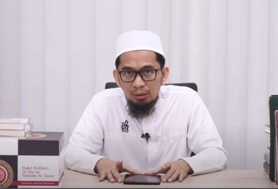 Ustadz Adi Hidayat mengajak umat untuk menegakkan ibadah puasa sunnah.