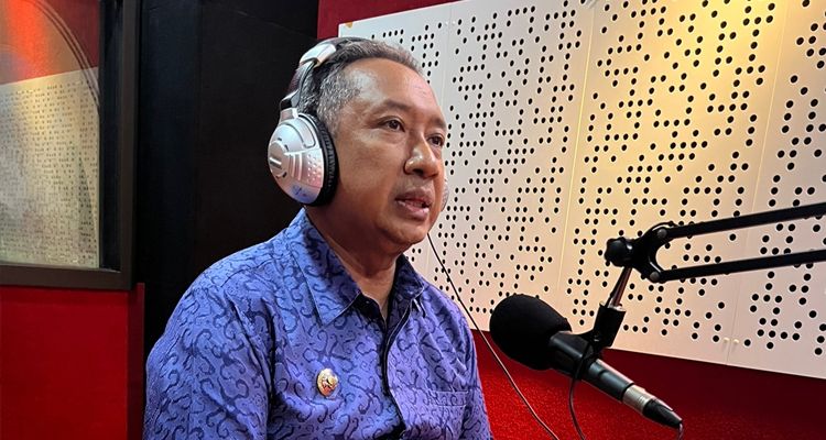 Wali Kota Bandung di Studio Radio PRFM, Jumat 6 Januari 2023.