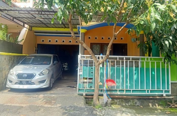Rumah dijual Rp1,2 M nego di Jl Mendut IX no 4 Manyaran Semarang 