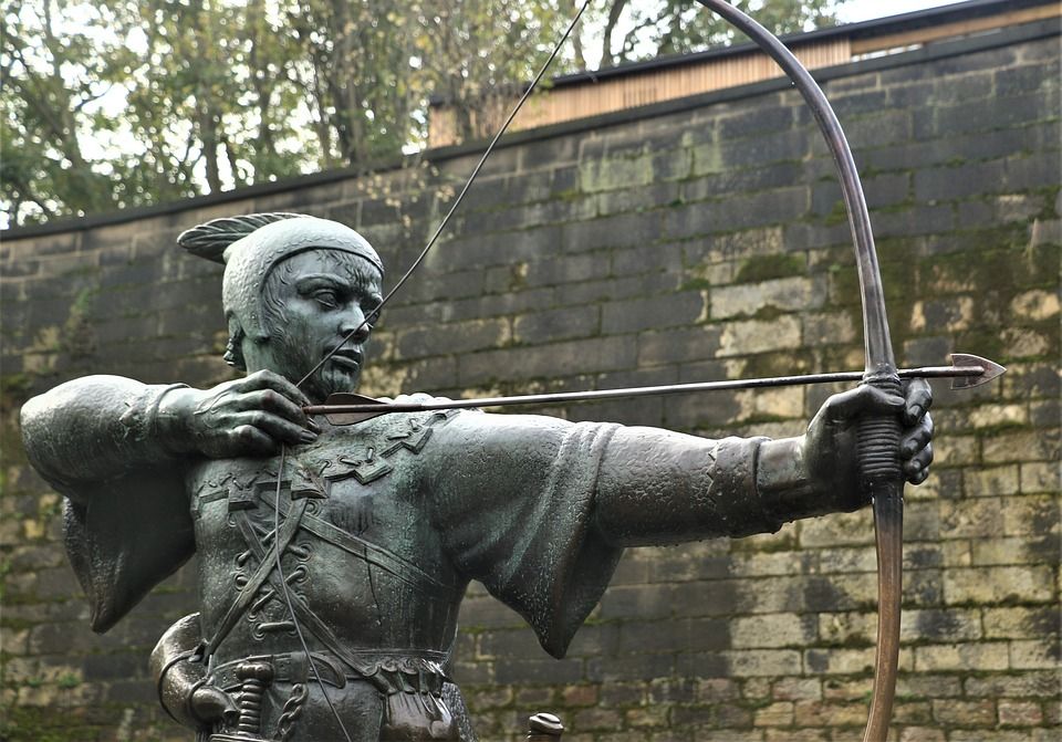 Foto ilustrasi prajurit menggunakan senjata busur dan panah.*  