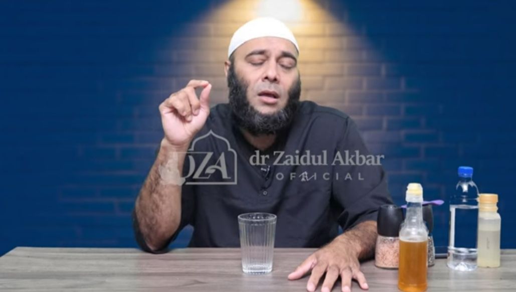 dr Zaidul Akbar menjelaskan sumber makanan yang kaya akan kolagen agar kulit menjadi glowing putih mulus seperti artis Korea