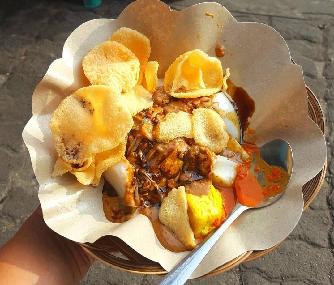 Inilah rekomendasi 5 wisata kuliner sarapan enak legendaris di sekitar Pasar Cihapit Bandung, murah meriah bikin ketagihan