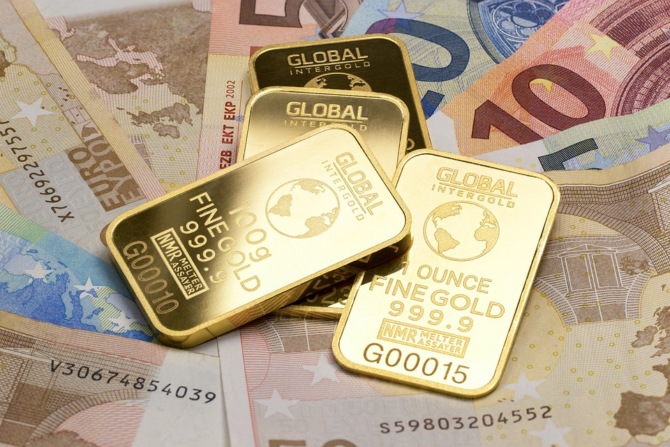 Ilustrasi - Harga emas Antam Pegadaian hari ini Minggu, 2 April 2023 turun, besar penurunan sampai Rp6 jutaan, info logam mulia UBS 24 karat naik atau turun.