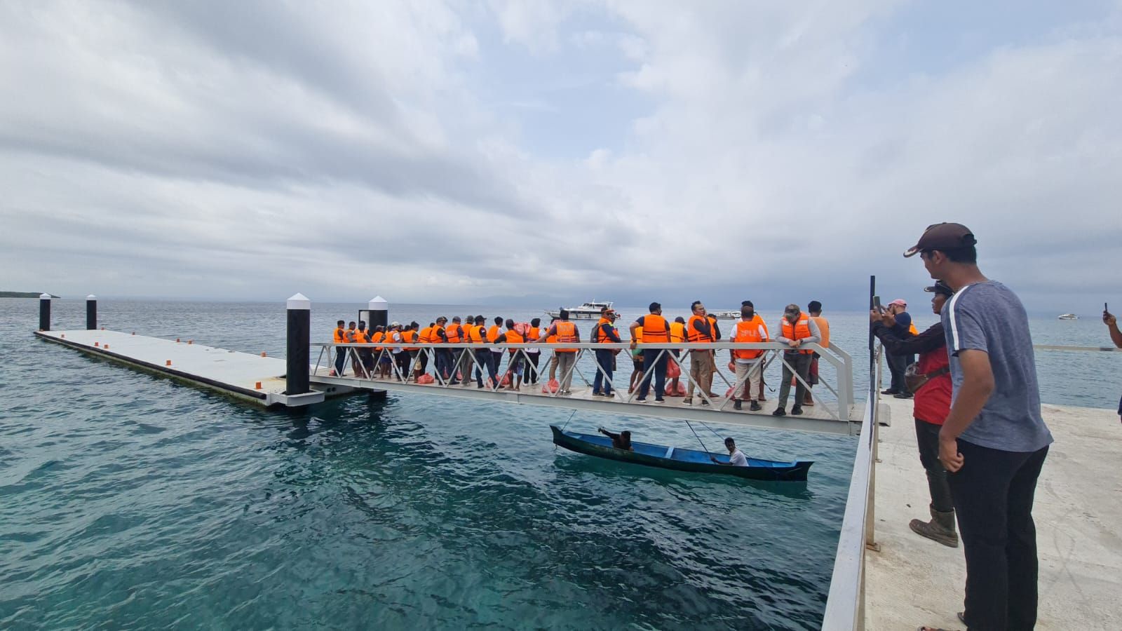 Dermaga Apung Pelabuhan Banjar Nyuh Nusa Penida saat dilakukan uji coba pasca roboh pada pertengahan Desember lalu