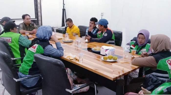 Dewan Pimpinan Daerah (DPD) Partai Keadilan Sejahtera (PKS) Kabupaten Lebak, menerima kunjungan silaturahim pengemudi Ojek Online (Ojol), Rabu, 18 Januari 2023.