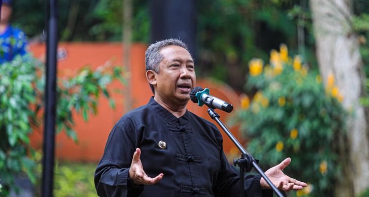 Wali Kota Bandung Yana Mulyana