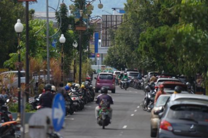 Salah satu jalan yang ada di Kota Sukabumi, Jawa Barat.