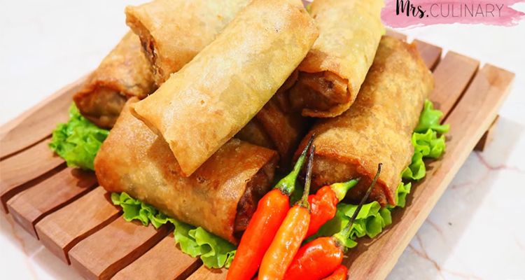 Berikut resep membuat lumpia goreng isi sayur yang enak, mudah, murah dibuat untuk disantap saat tahun baru Imlek. 